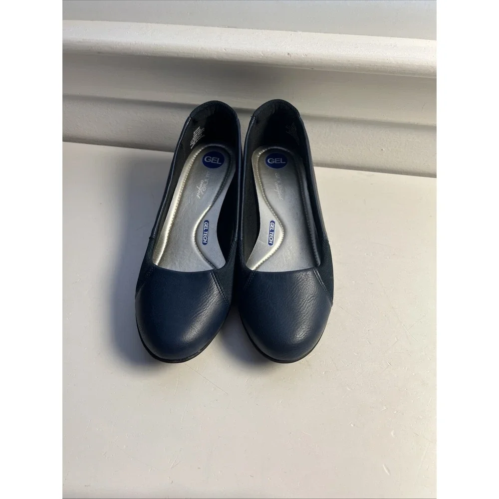 Annie Comfort Hattie‎ Gel Tech Blue  Size 8.5 Low Black Wedge Slip On Shoes